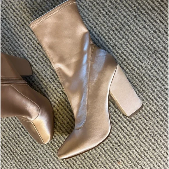 NWOT - Picture 2 of 2